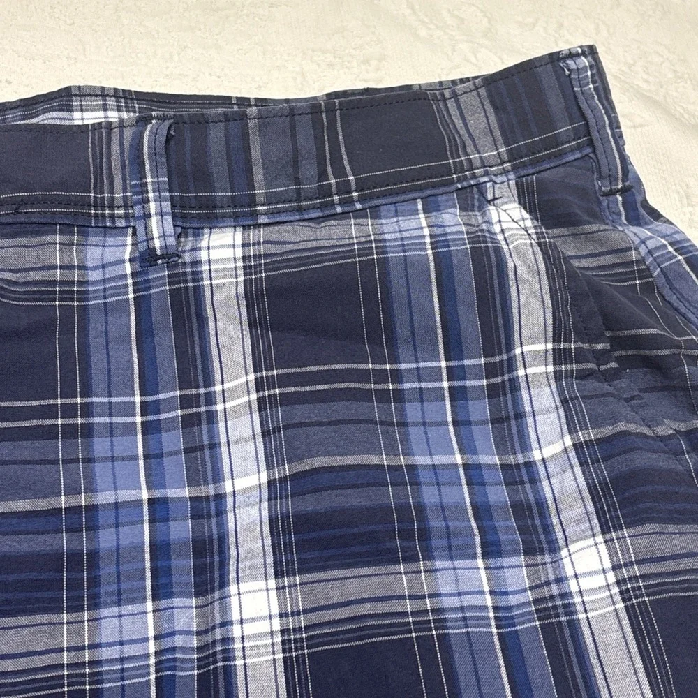 Jos A Banks Blue Plaid Flat Front Golf Preppy Casual Mens Shorts W42 Cotton